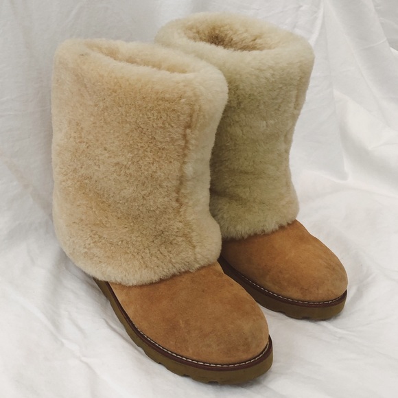 UGG Shoes - Women’s Ugg Boots UGG Shoes - Women’s Ugg Boots